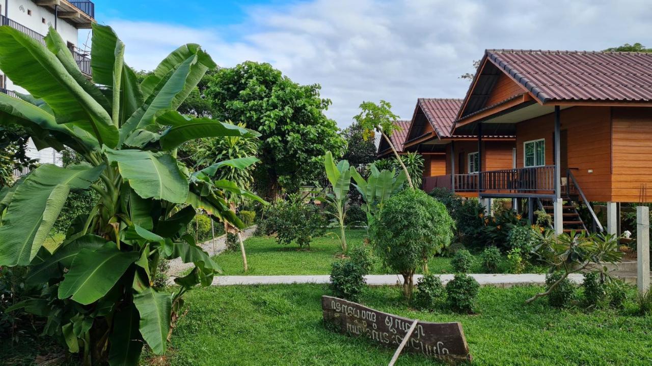 Pasanchai Bungalow Vang Vieng Exterior photo