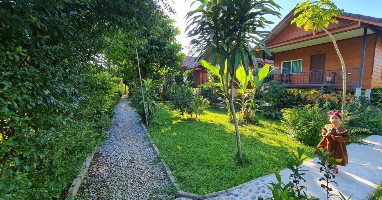 Pasanchai Bungalow Vang Vieng Exterior photo