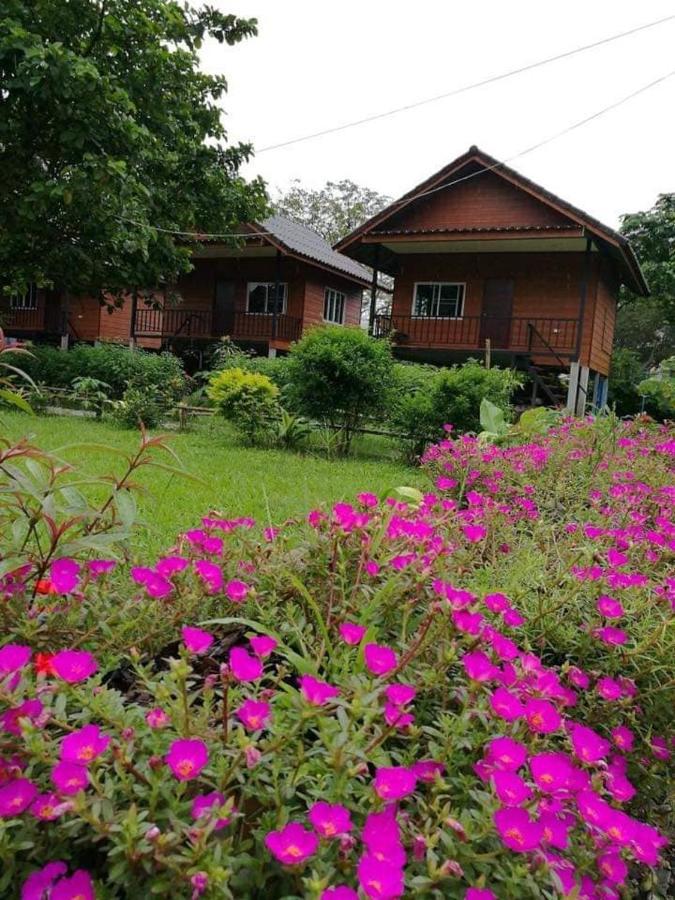 Pasanchai Bungalow Vang Vieng Exterior photo