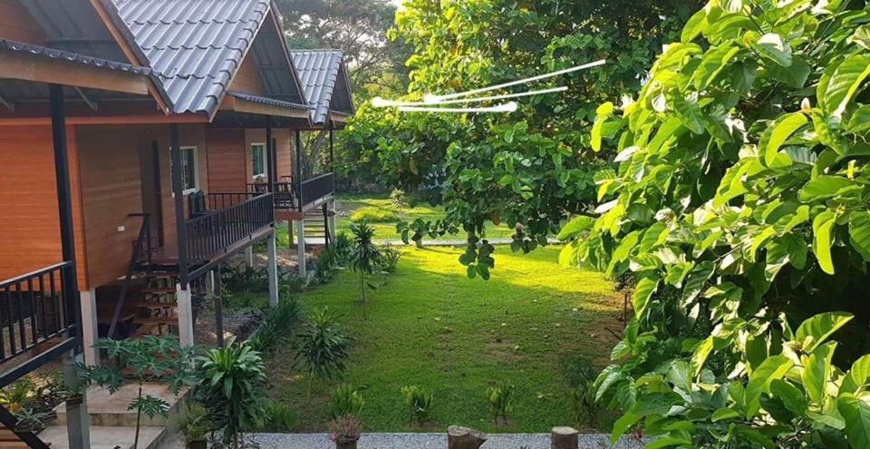 Pasanchai Bungalow Vang Vieng Exterior photo