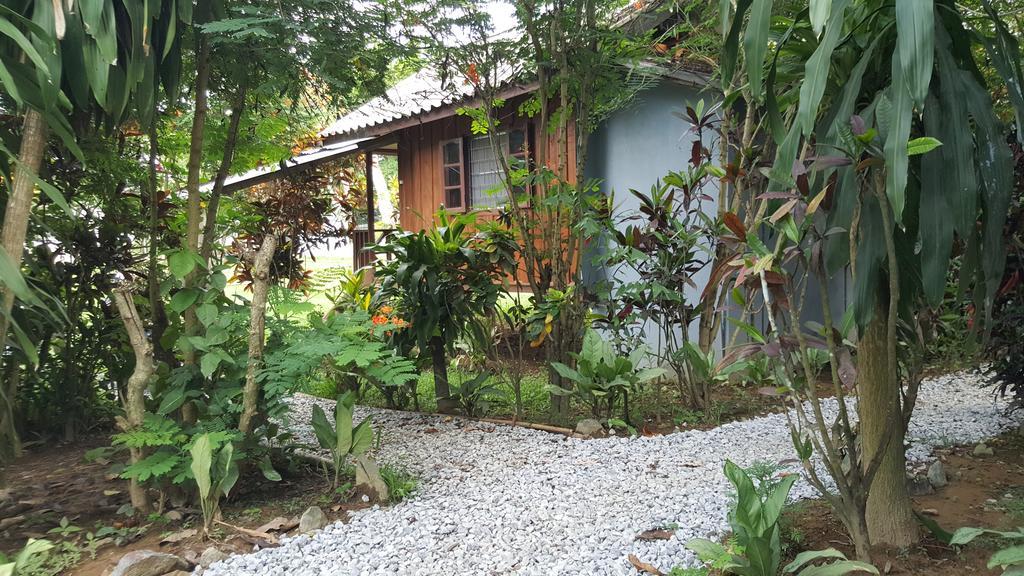 Pasanchai Bungalow Vang Vieng Exterior photo