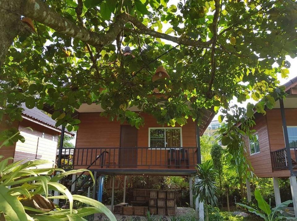 Pasanchai Bungalow Vang Vieng Exterior photo